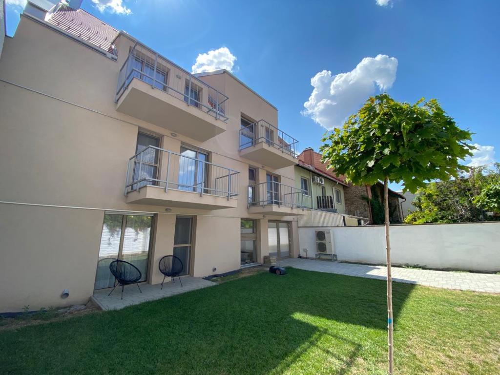 Mathias Premium Apartments Szeged Ngoại thất bức ảnh