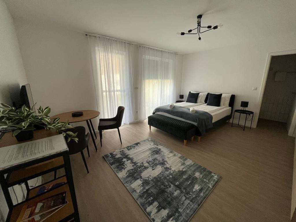Mathias Premium Apartments Szeged Ngoại thất bức ảnh